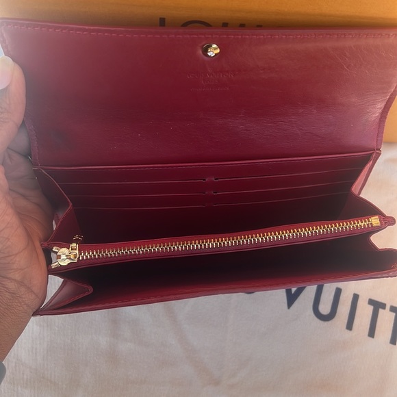 ❤️❤️EUC AUTHENTIC LOUIS VUITTON VERNIS WALLET - Picture 6 of 8
